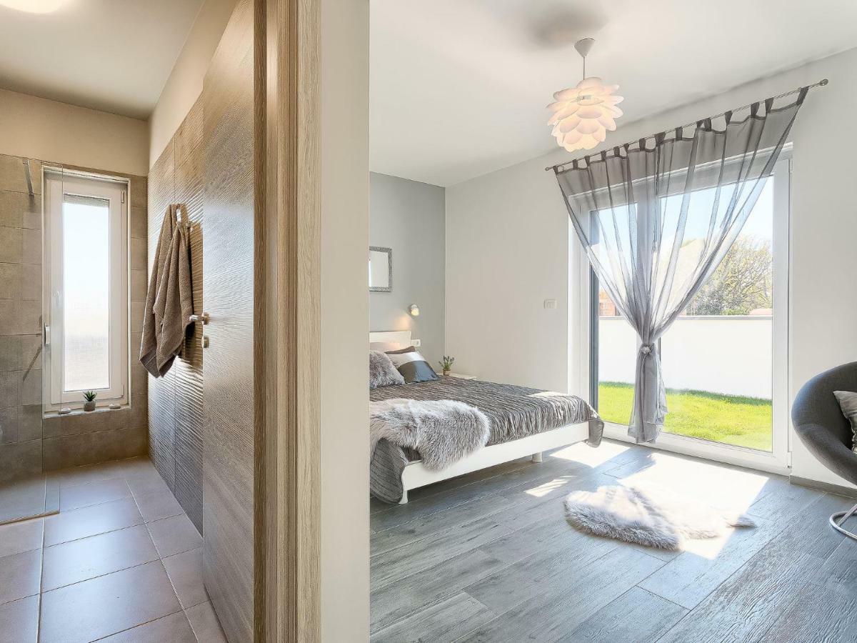 Ella Premantura By Interhome Villa Pula