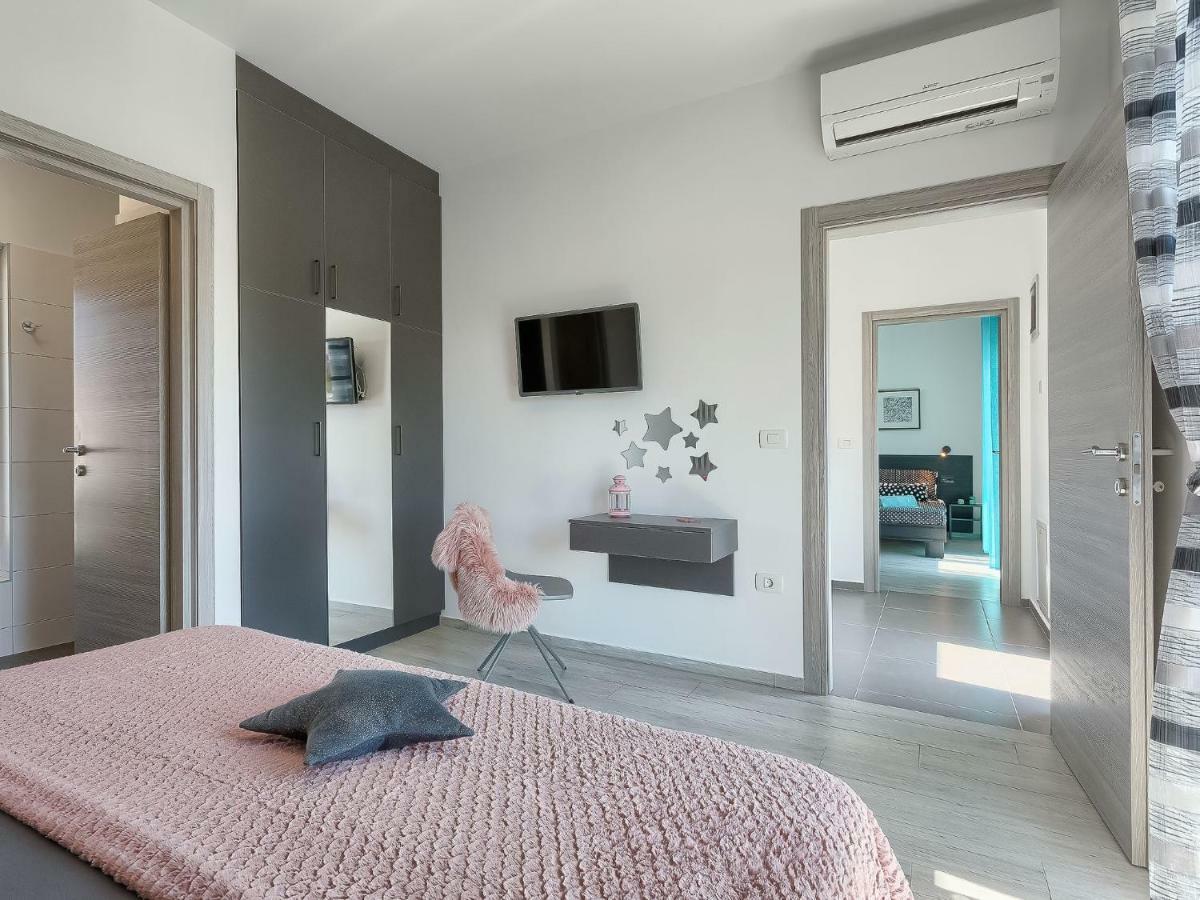 Ella Premantura By Interhome Pula